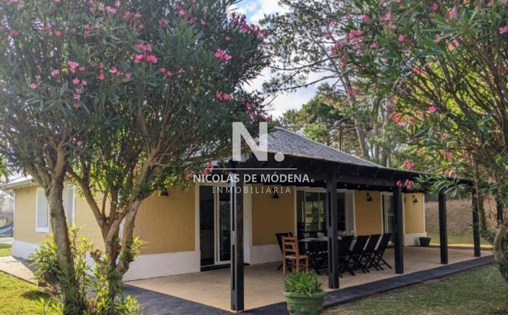 En venta apartamento de 2 dormitorios en Pinares