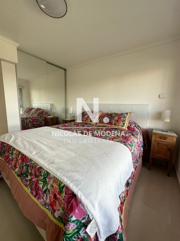 En venta apartamento de 2 Dormitorios en Punta