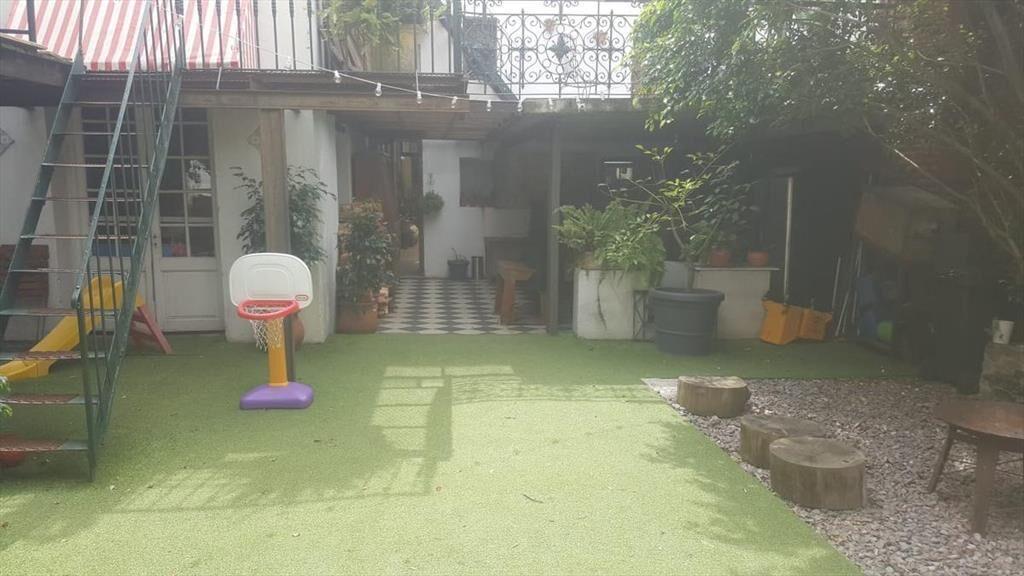 Maldonado y Andes, 620 m2 construídos, excelente estado, 10