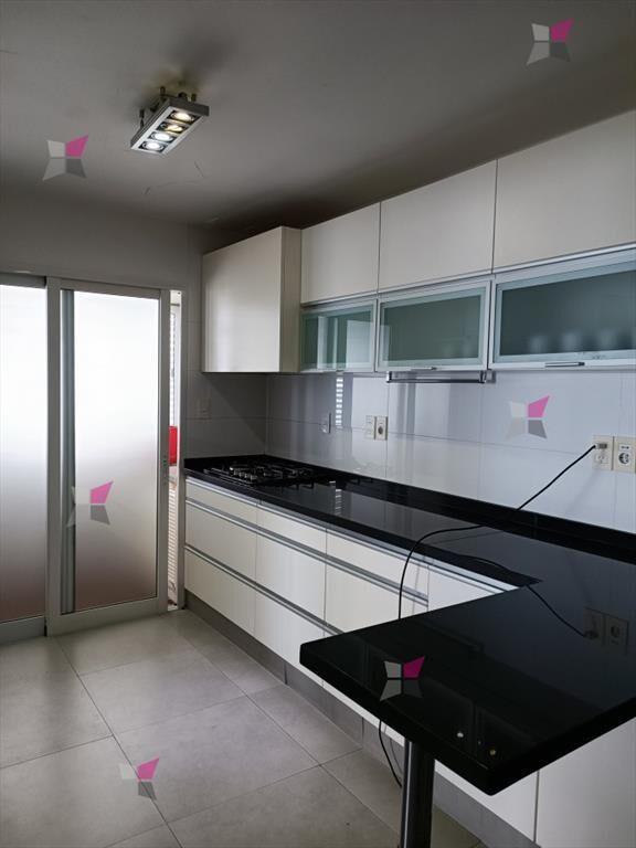 Venta Apartamento 3 Dormitorios y Dependencia,