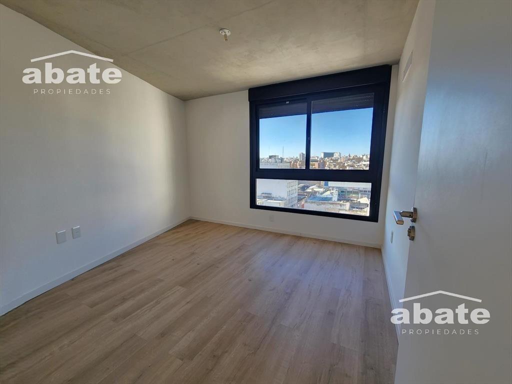 Venta apartamento 3 Dormitorios en Aguada 01 Libertador pis