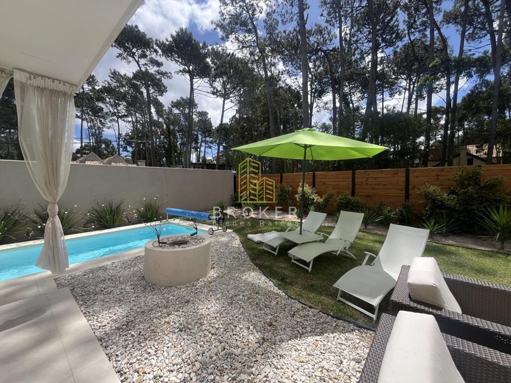 Casa en Venta 4 Dormitorios en Solanas Barrio del