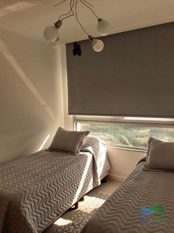 Apartamento en Roosevelt, 2 dormitorios, edificio