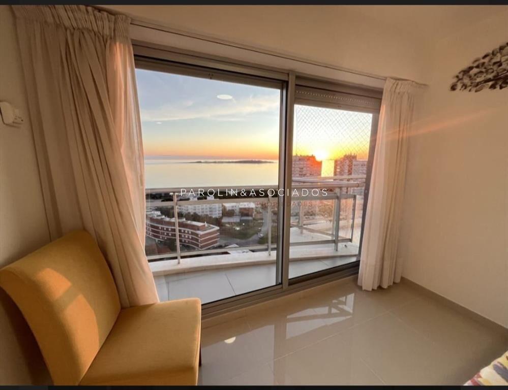 VENTA DE APARTAMENTO EN EDIFICIO SUNRISE PUNTA 3