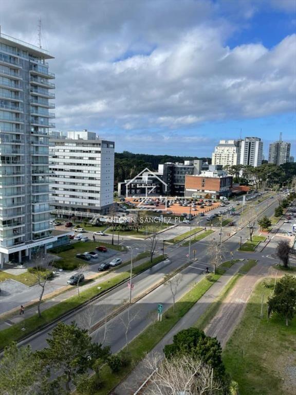 apartamento en venta 3 dormitorios Roosevelt