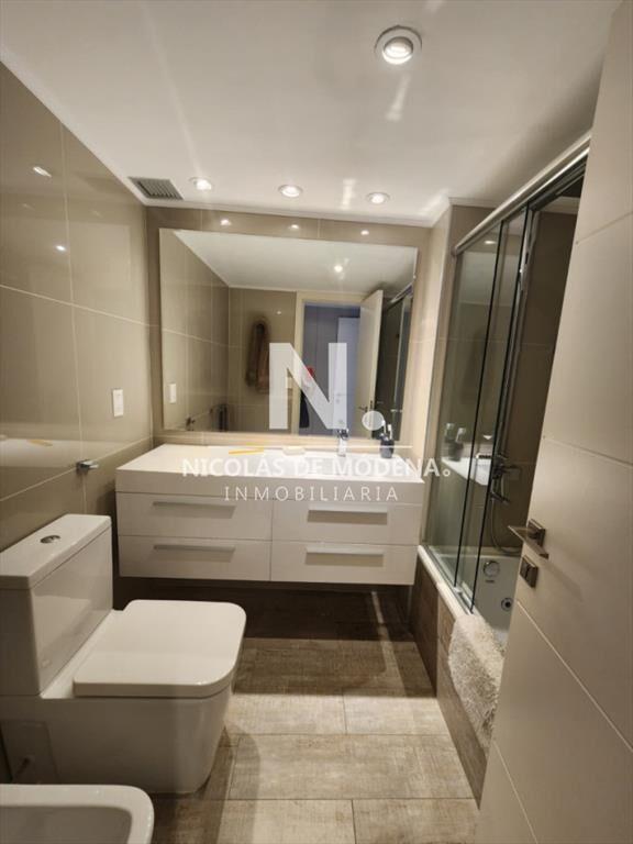 Exclusivo apartamento en primera linea de la con