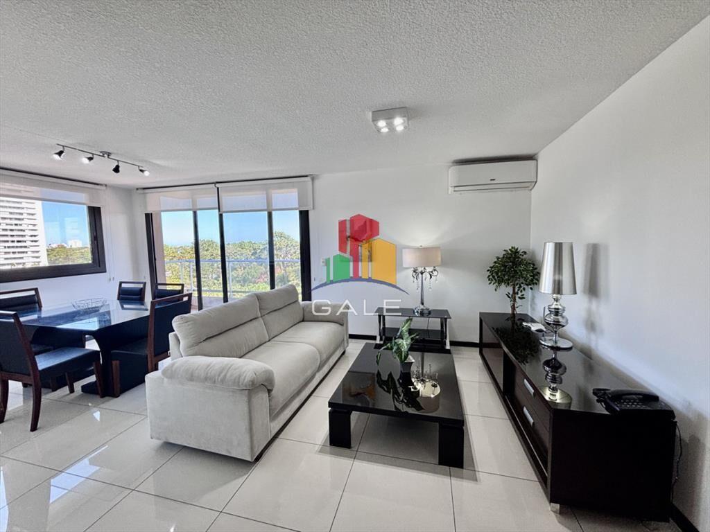 Divino apartamento en venta de 3 dormitorios