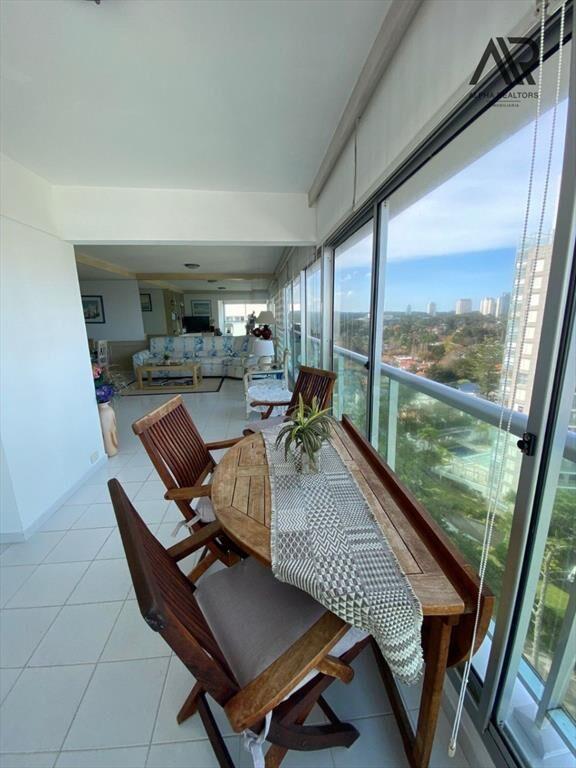 Apartamento en venta c/ cochera en Playa Mansa