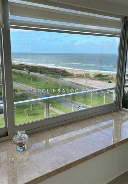 Apartamento de 3 dormitorios en venta en Torre