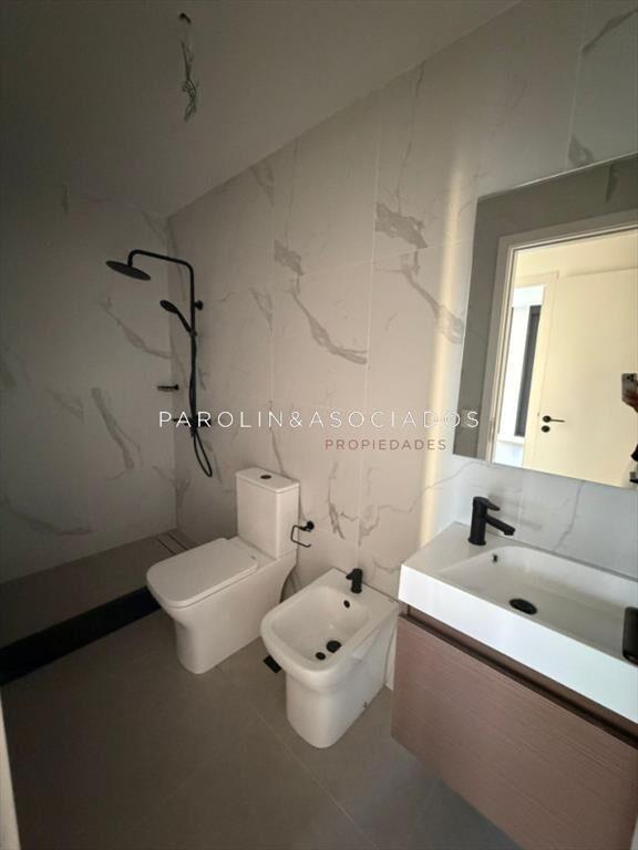 Apartamento en venta de 2 dormitorios en Wave del