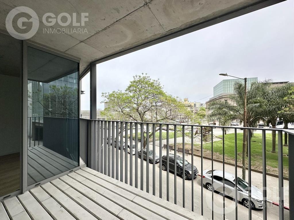 Venta apartamento 1 dormitorio con patio - con renta en Bar