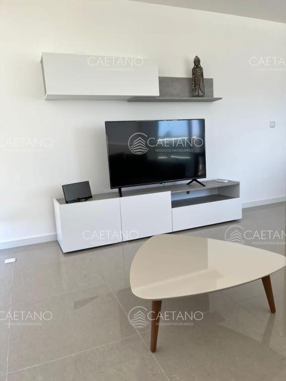 venta apartamento un dormitorio en Av. Roosevelt.