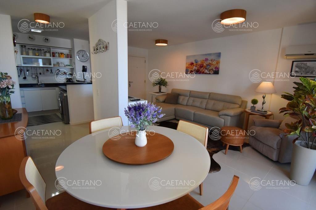 Venta apartamento 2 dormitorios y medio. Aidy del