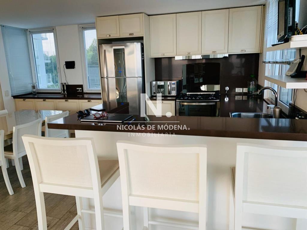 Espectacular casa en primera lÃ­nea de la mansa