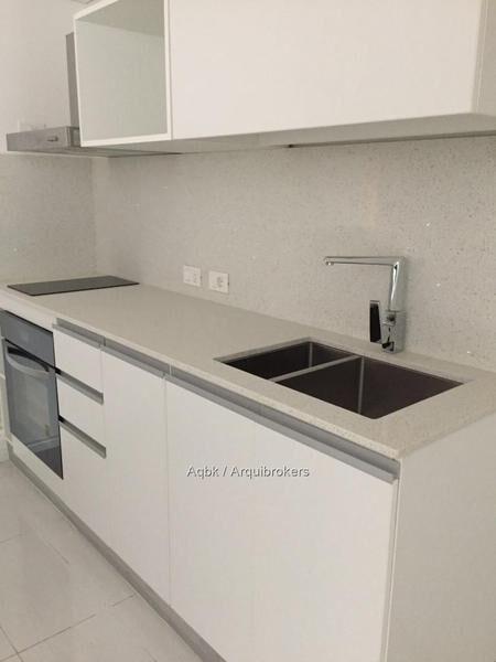 Venta apartamento dos dormitorios con renta en Barrio Sur -