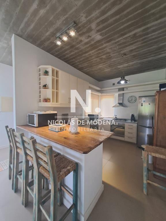 Casa en Barrio Cerrado a la Venta de 2 , Altos de