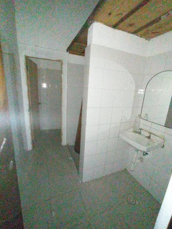 21 de setiembre proximo Ellauri , 8 mts de frente, 219 m2 !