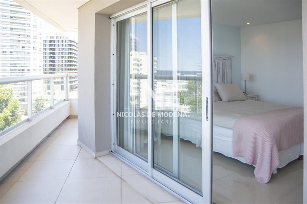 Apartamento de 3 dormitorios en Brava Biarritz,
