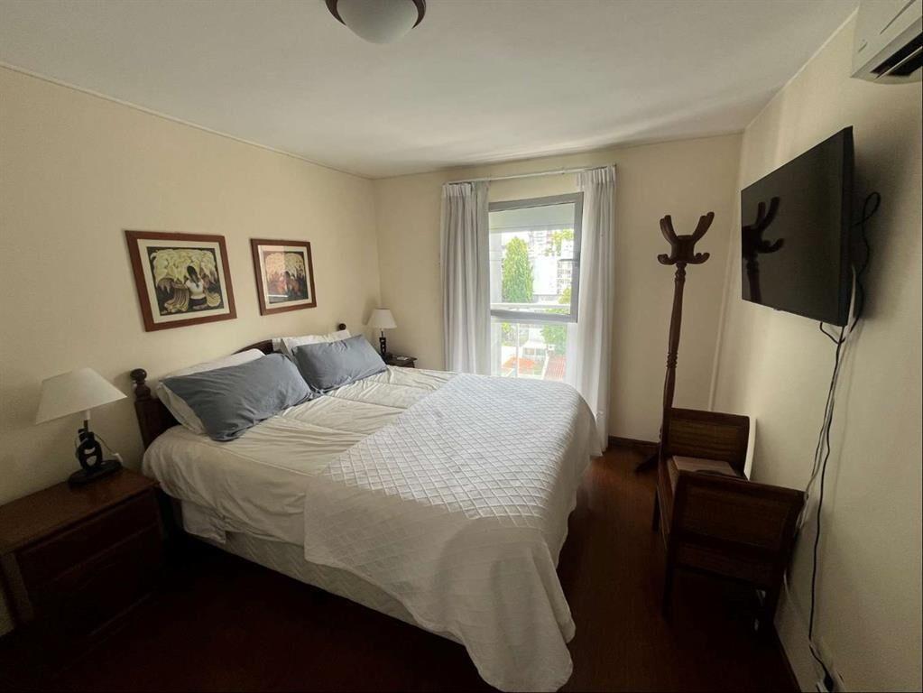Venta Apartamento 3 dormitorios y garaje Pocitos