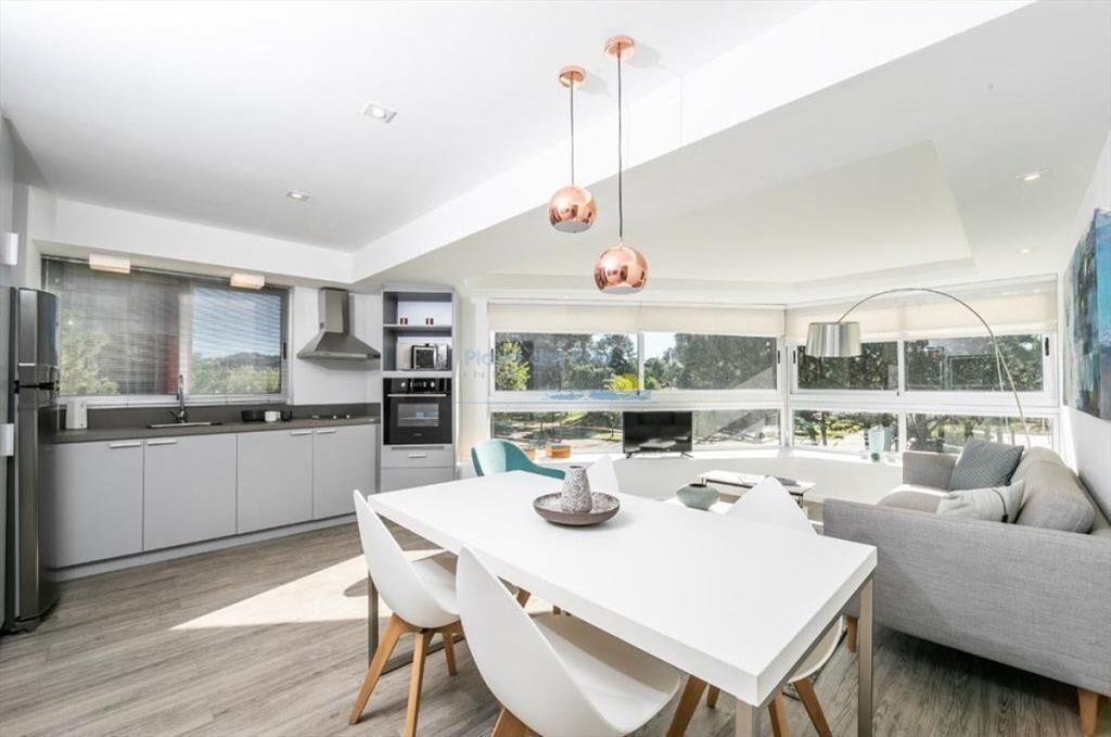 En venta hermoso departamento en Punta del Este.