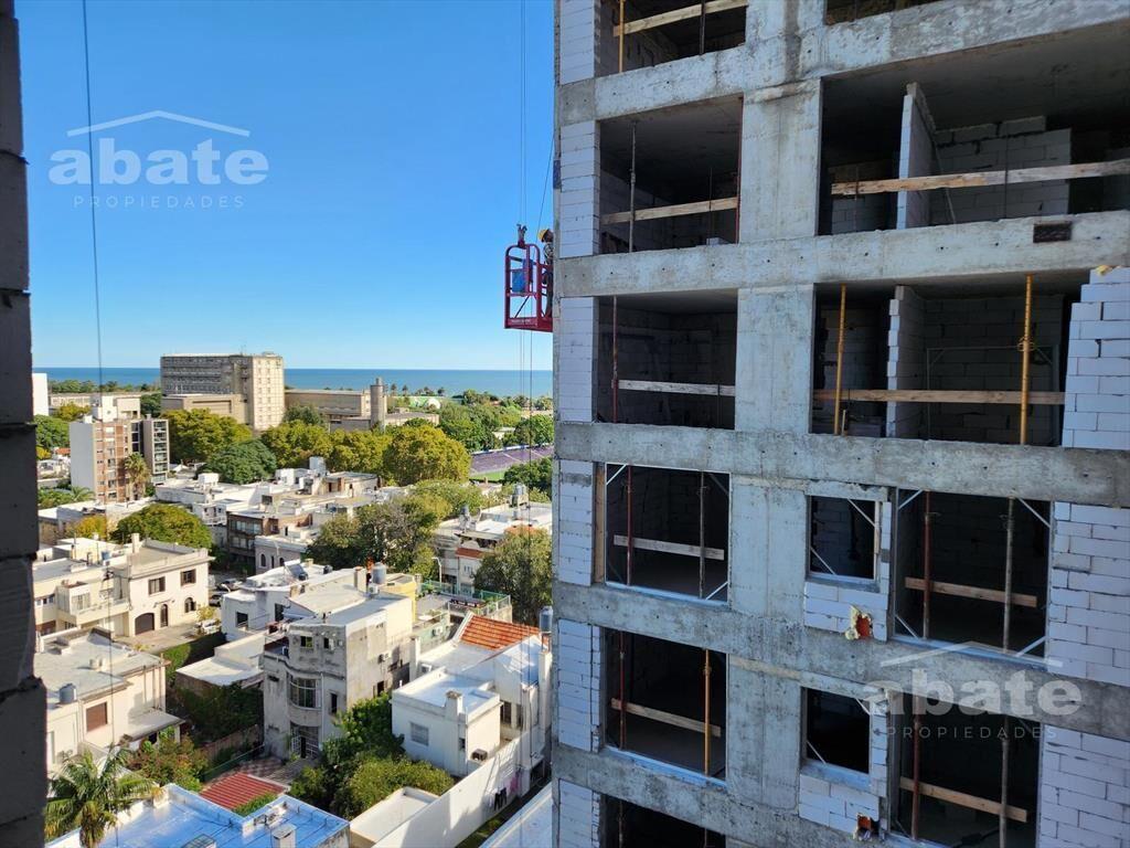 Venta apartamento 2 dormitorios Parque Rodó en Yes Sarmient