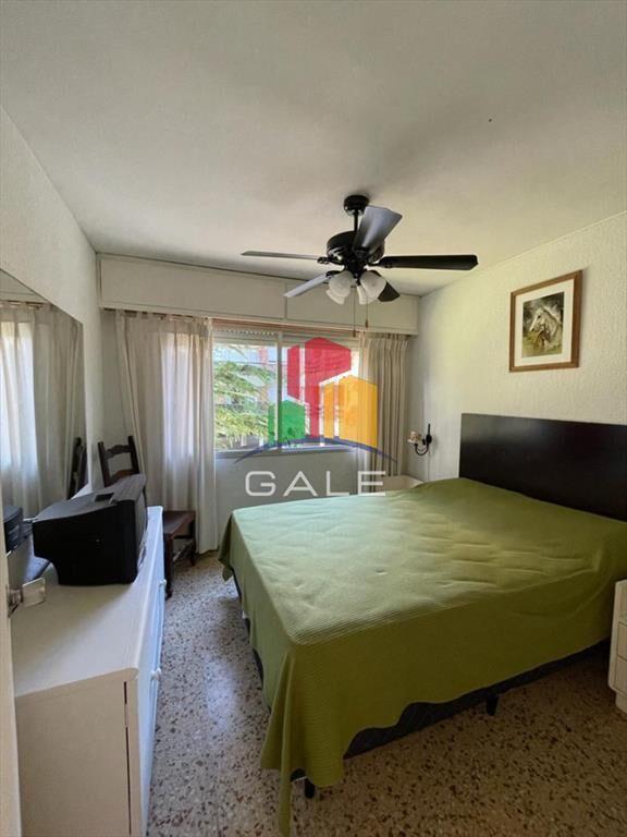 Venta apto en Arcobaleno primer piso por escalera