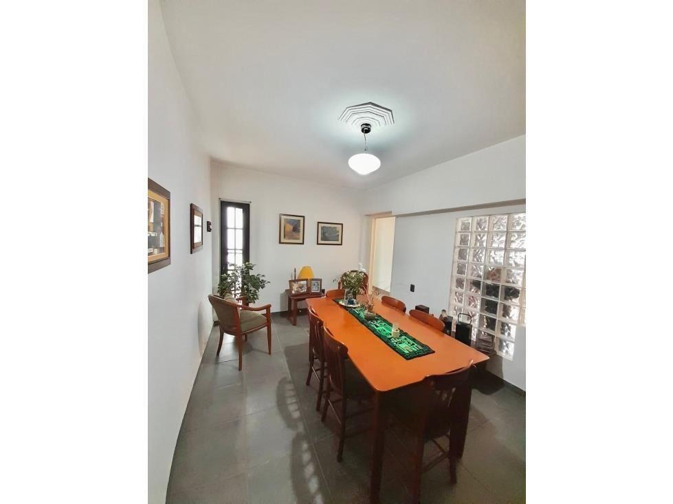 VA1375 Venta apto 2dorm, muy luminoso Jacinto Vera