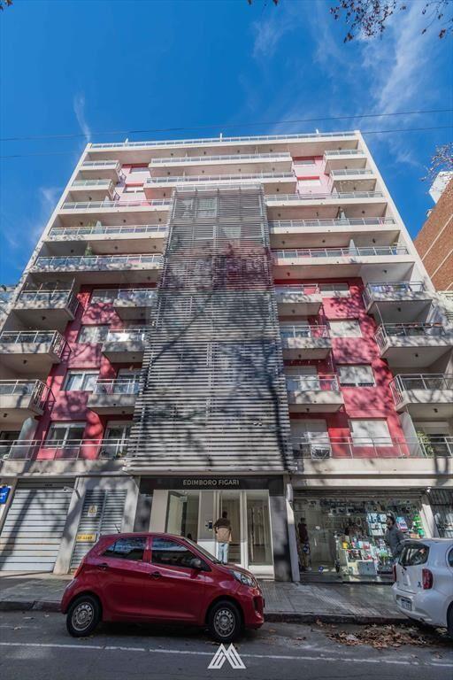 VENDO APARTAMENTO 2 DORMITORIOS BARRIO SUR GARAGE