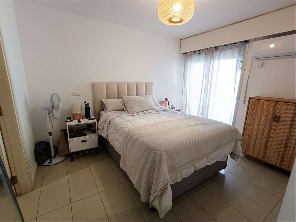 Venta con Renta. Apartamento Pocitos 2 Dormitorios 2 Baños