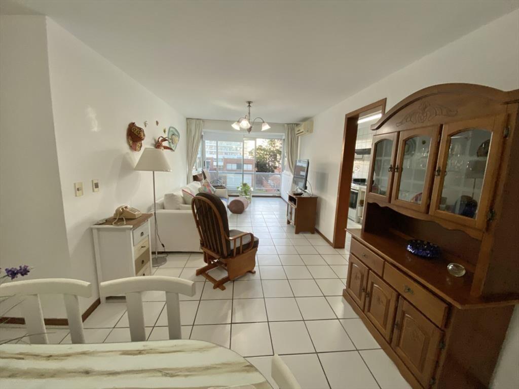 VENTA DE APARTAMENTO 2 DORMITORIOS EN CAP BRETON