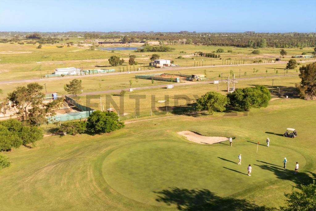 VENTA terreno de 816 M2 en Cava de la TAHONA posible PERMUTA