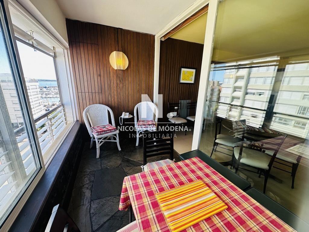 Venta de apartamento de dos dormitorios en Punta