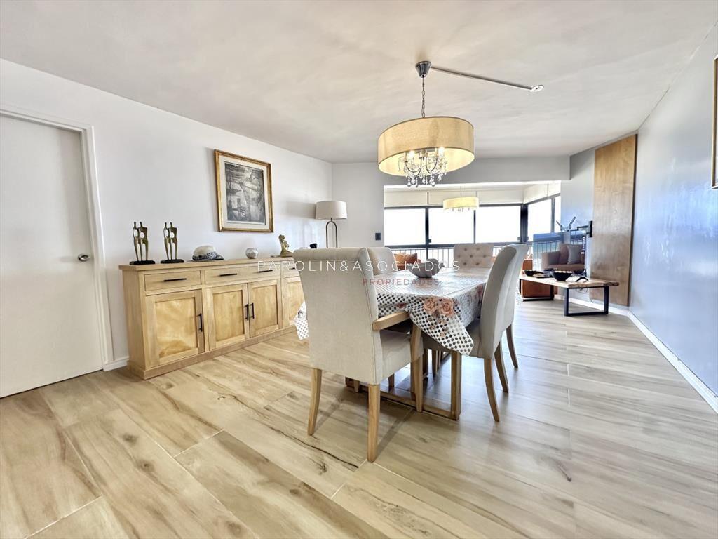 Apartamento en Brava, 2 dormitorios *