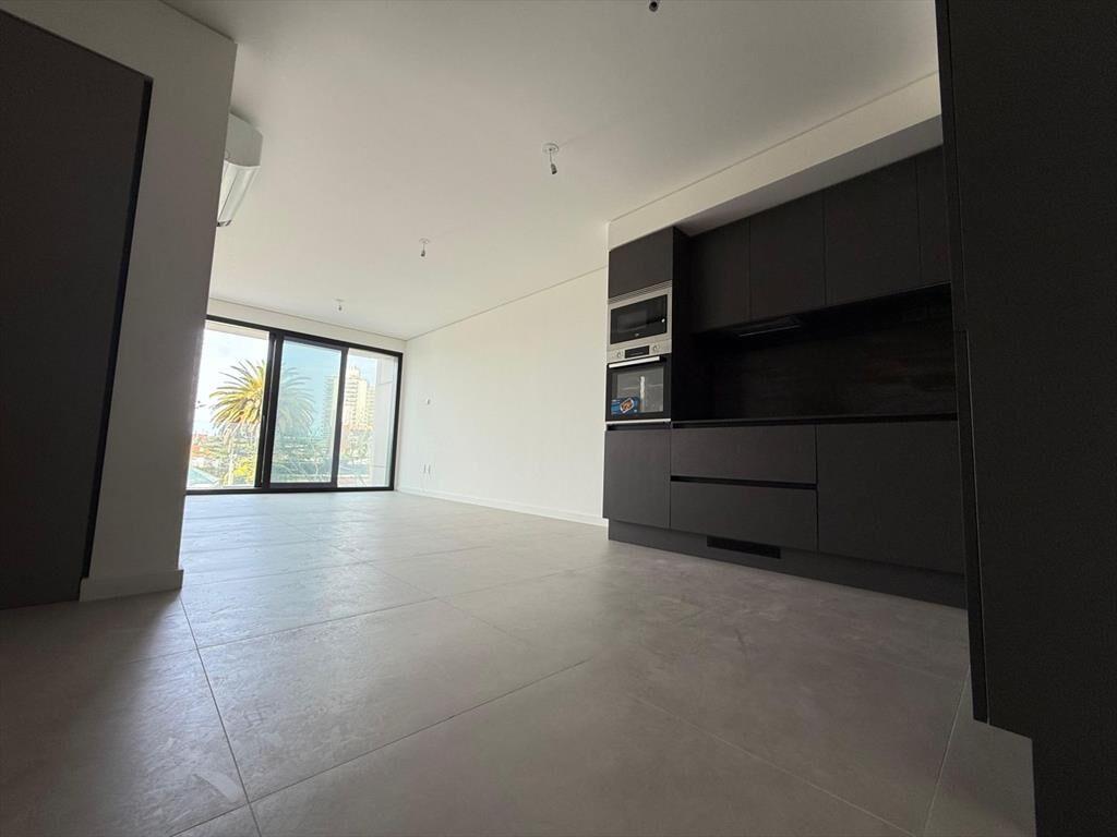 Venta 2 dormitorios y 2 baños con terraza en Cosmos #101...