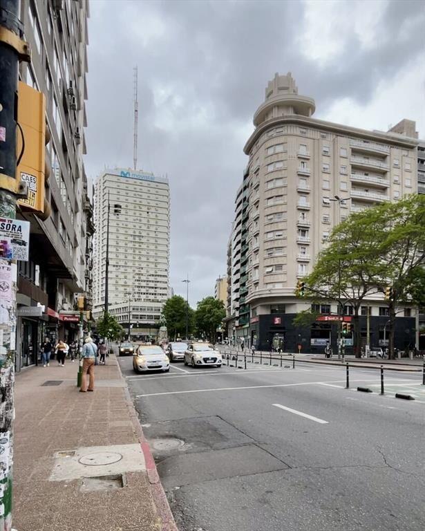 VENTA LOCAL CON RENTA 18 Y EJIDO