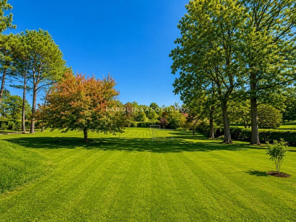 ESPECTACULAR CASA EN EL GOLF DE 5 DORMITORIOS EN