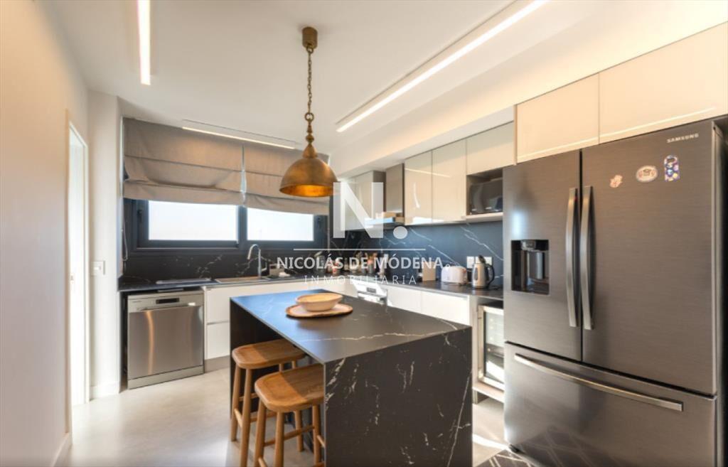 En venta apartamento de 3 dormitorios con vista