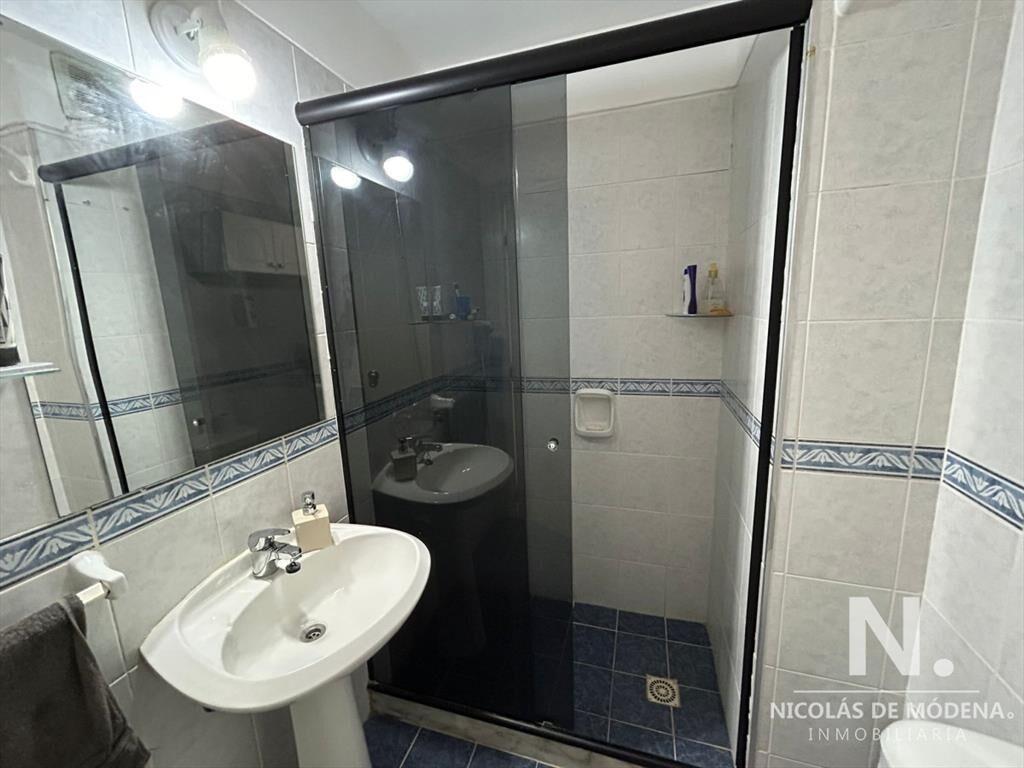 Venta de apartamento de dos dormitorios en Aidy Grill, Punt