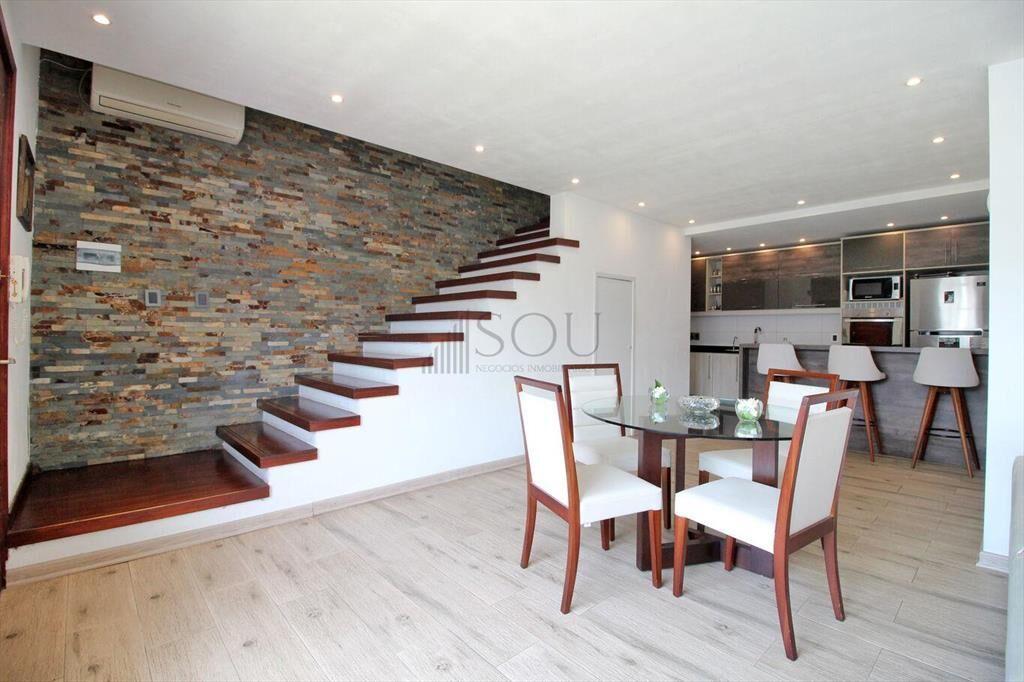 VENTA 2 CASAS, LOCAL COMERCIAL Y ESTACIONAMIENTO SOBRE AVEN