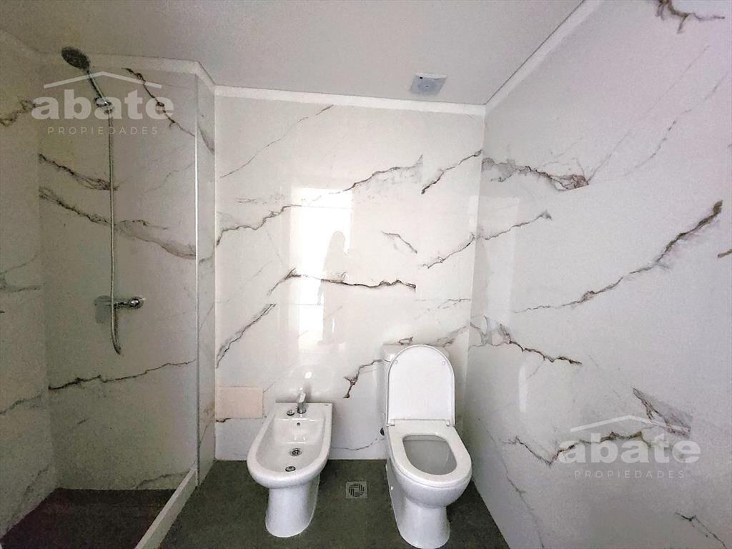Venta de monoambiente con Solárium en Molino del Parque