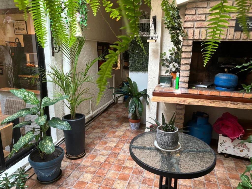 D'Angelo, excelente Casa en venta c/ gge y 3 dormitorios...