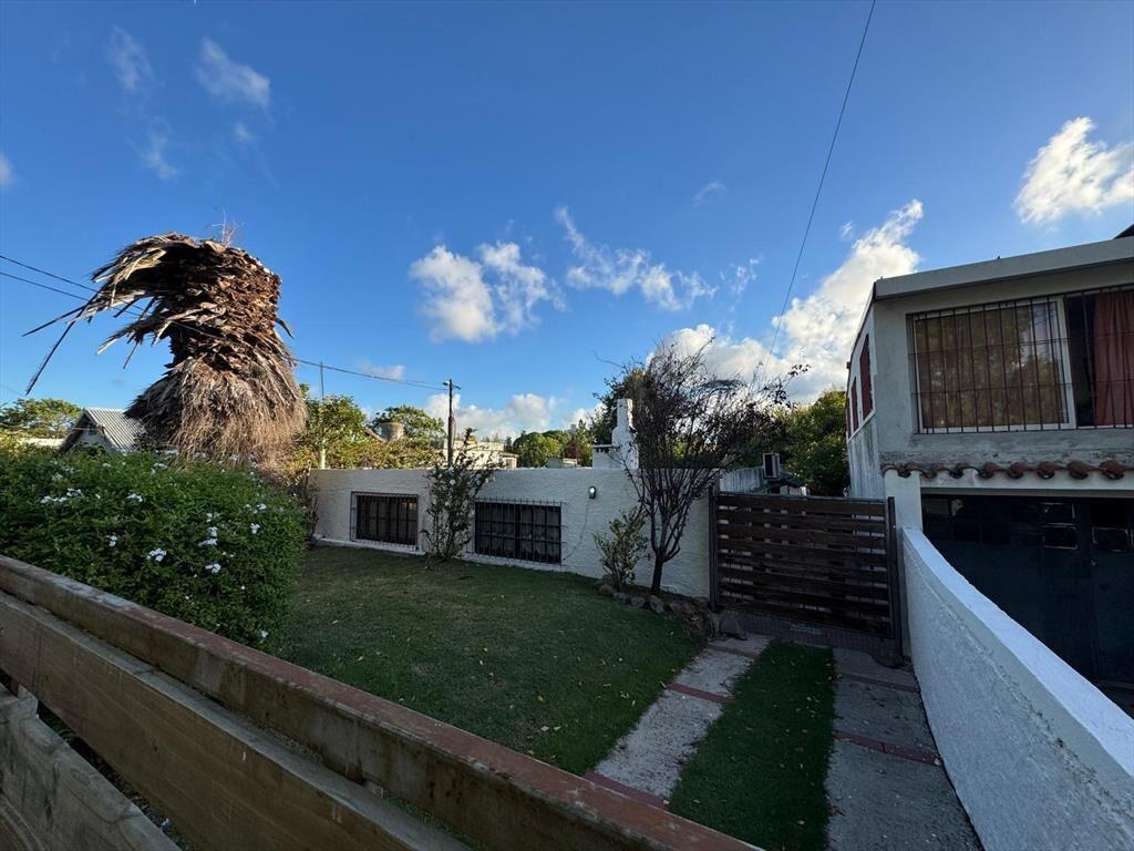 Dos casas en venta en mismo padrón, Parque Rivera