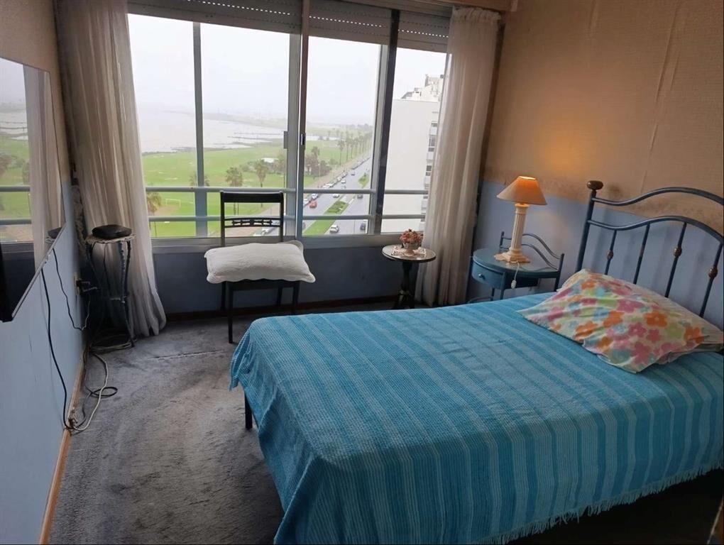 Alquiler Apartamento Punta Carretas 2 Dormitorios 1 Baño Mu