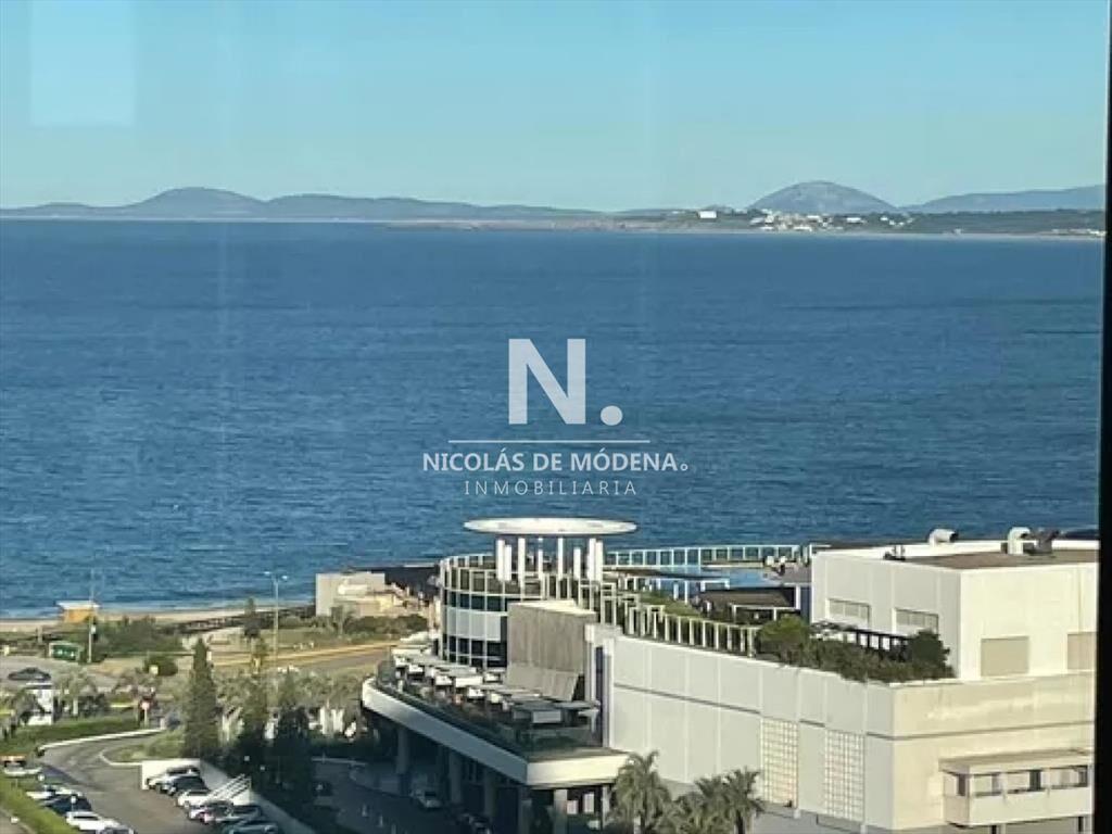 Apartamento en venta 3 dormitorios Vista al mar