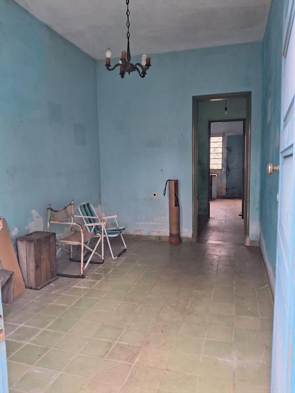 Venta de casa para reciclar en Punta de Rieles.
