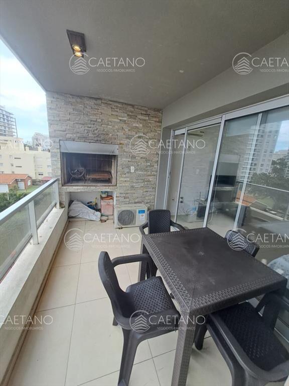 Apartamento en venta de 2 dormitorios en suite en Torre Moo