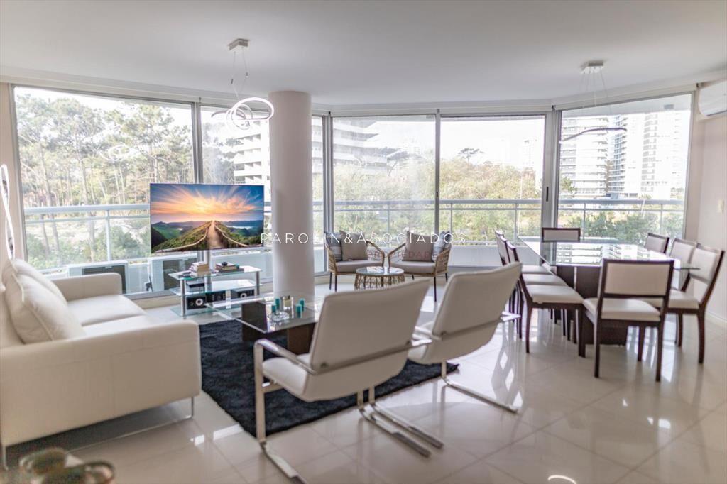 Apartamento en venta en Ocean Drive I, Punta del