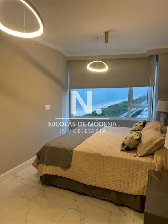 Alquila apartamento de 2 dormitorios en Mansa, Punta del Es