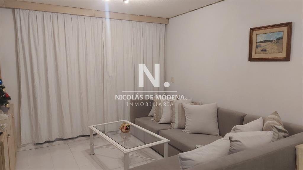 Departamento de 2 dormitorios, piso alto, Lincoln Center, c