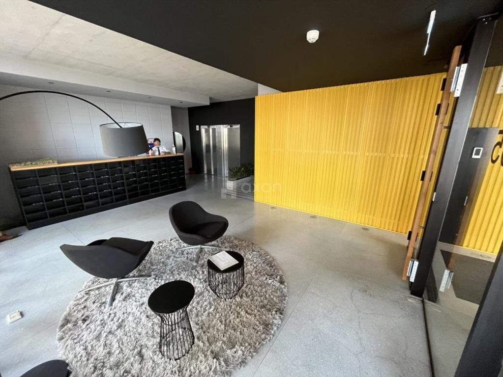 VENTA APARTAMENTO A ESTENAR 2 DORMITORIOS CENTRO DE MONTEVI